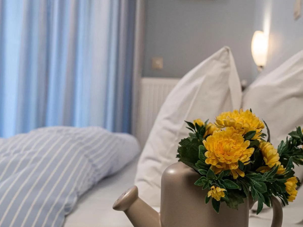Central Terrace Modern Apartment Selanik